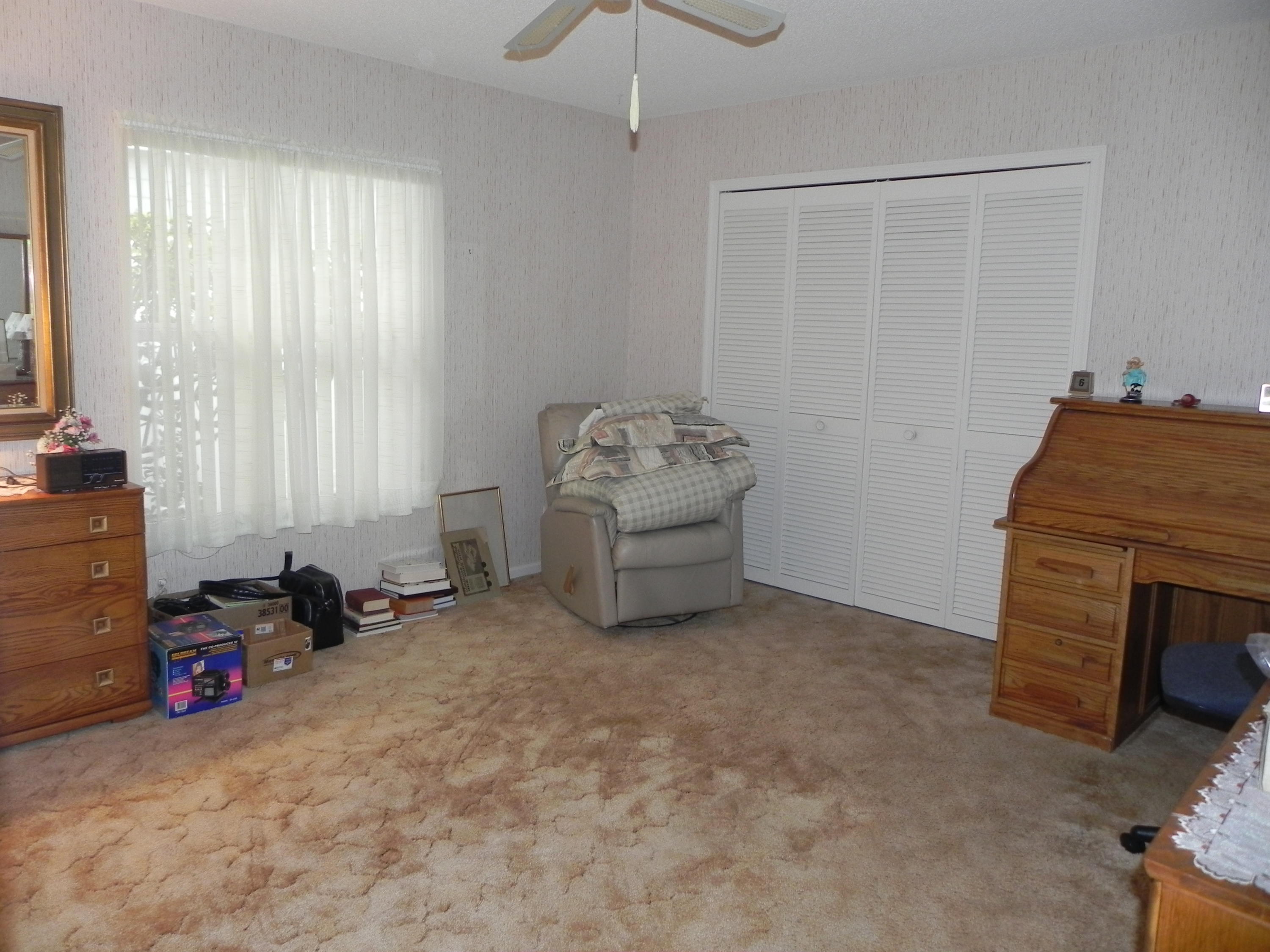 6 Hickory Hill Road Tequesta, FL 33469 - Photo 17 of 19 Guest Bedroom