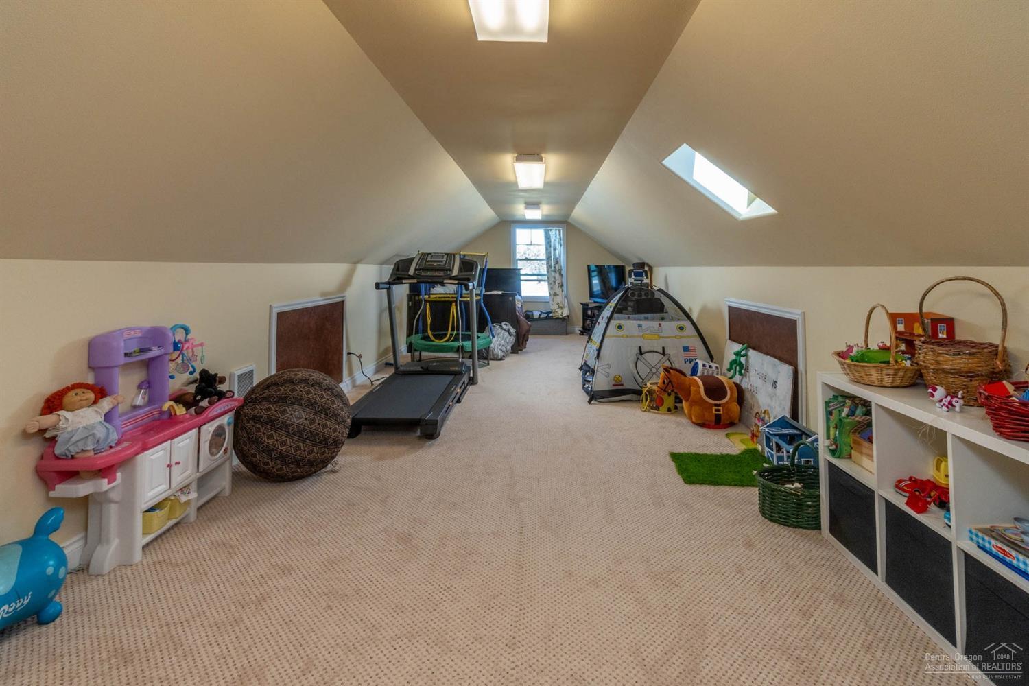 64490 Research Road Bend, OR 97703 - Photo 20 of 25 Additional Photo
