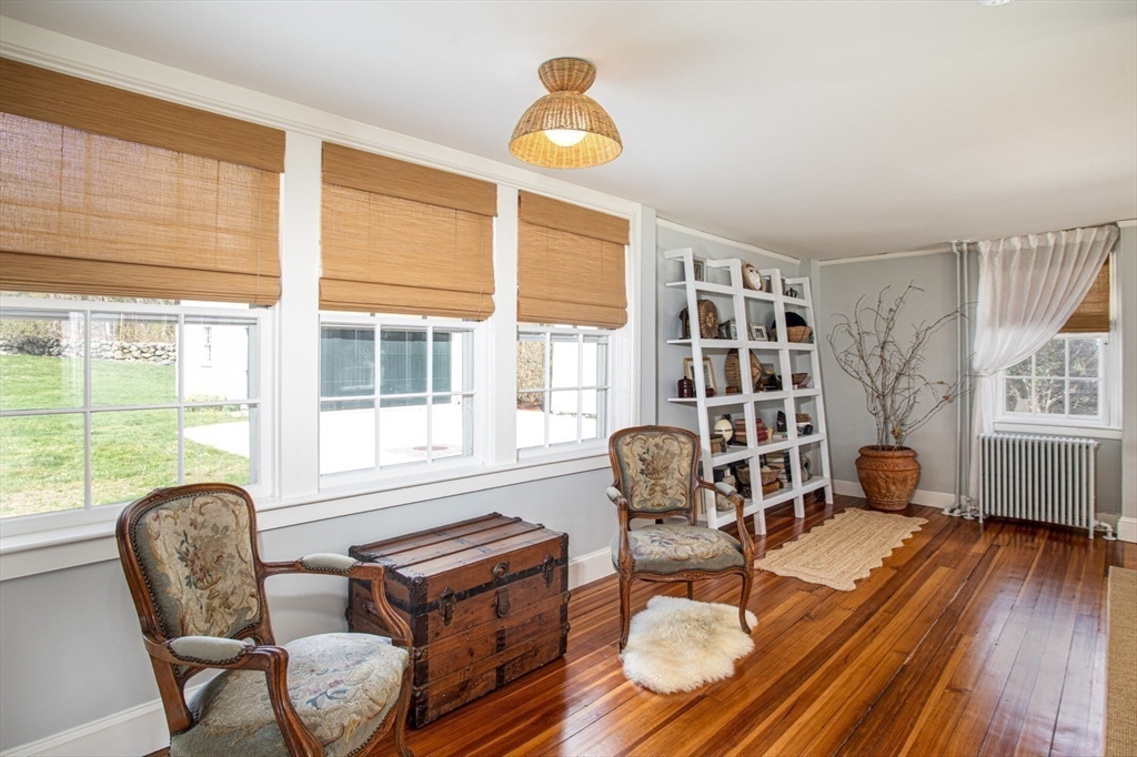 41 Drift Road Westport, MA 02790 - Photo 16 of 38
