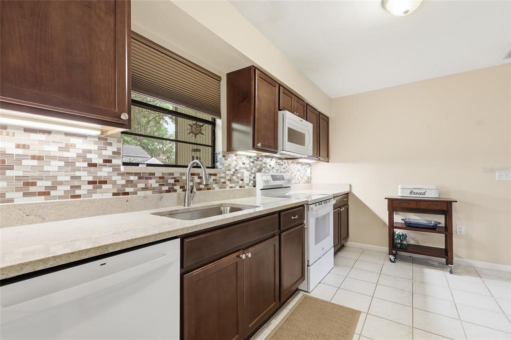 7314 Southwest 18 Place Gainesville, FL 32607 - Photo 12 of 23