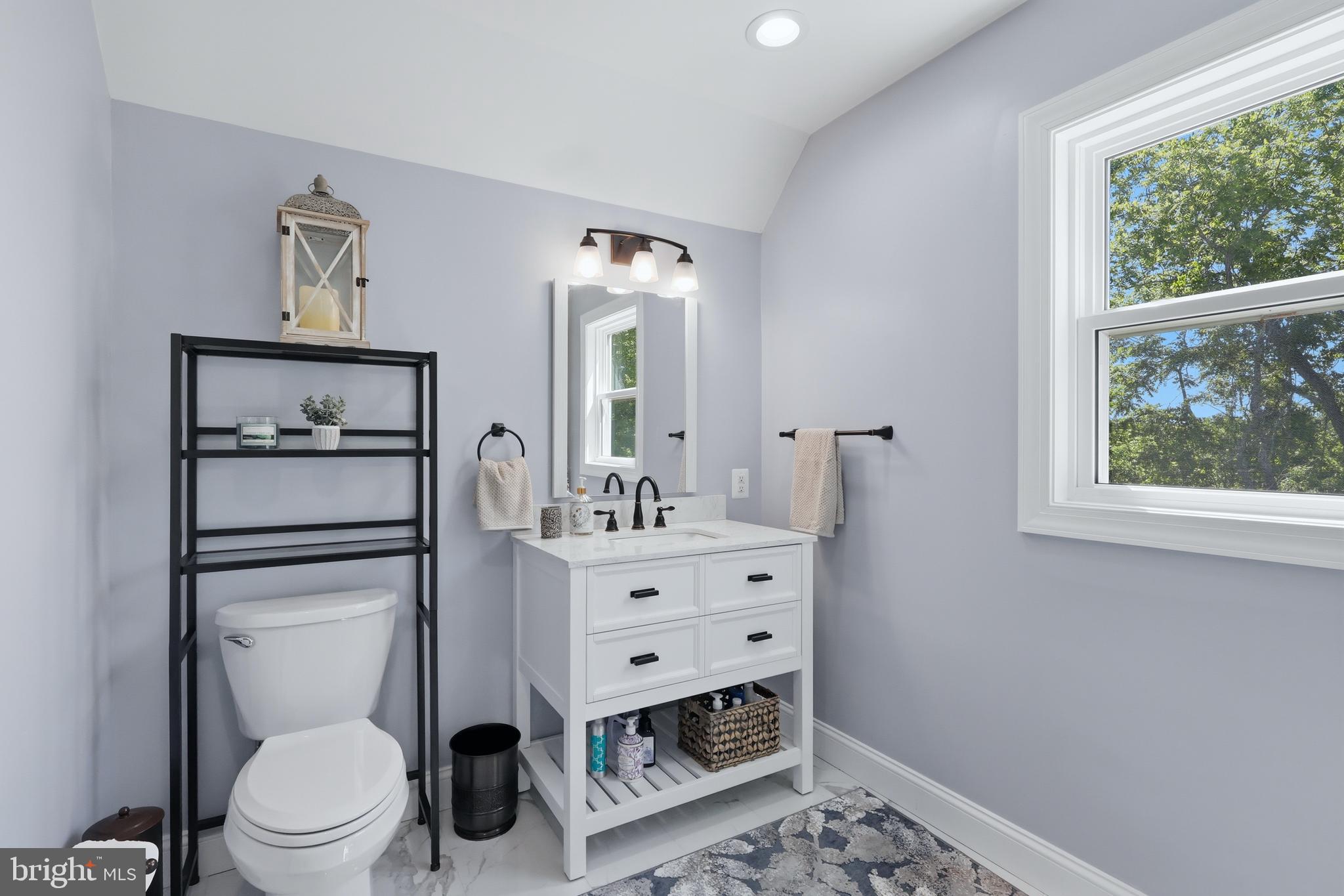 38980 Hodges Road Avenue, MD 20609 - Photo 73 of 98 2nd floor primary full bath