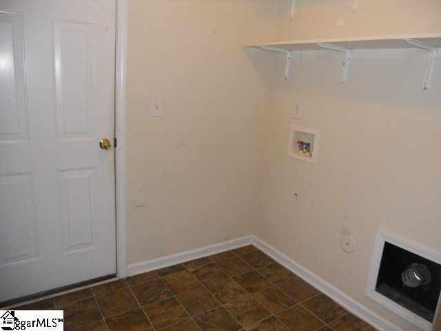 207 Ridgebrook Way Greenville, SC 29605 - Photo 10 of 11 Gallery Image 10