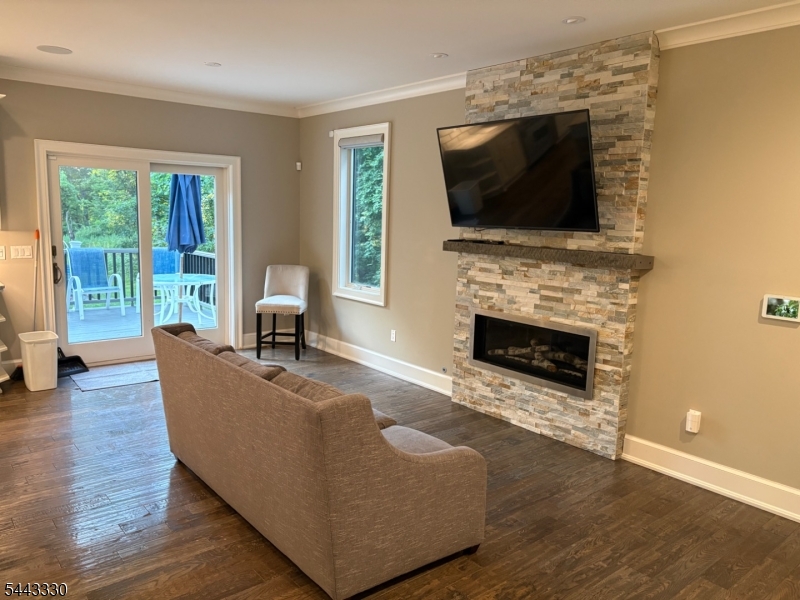 24 Turkey Hill Road Montville, NJ 07005 - Photo 4 of 25
