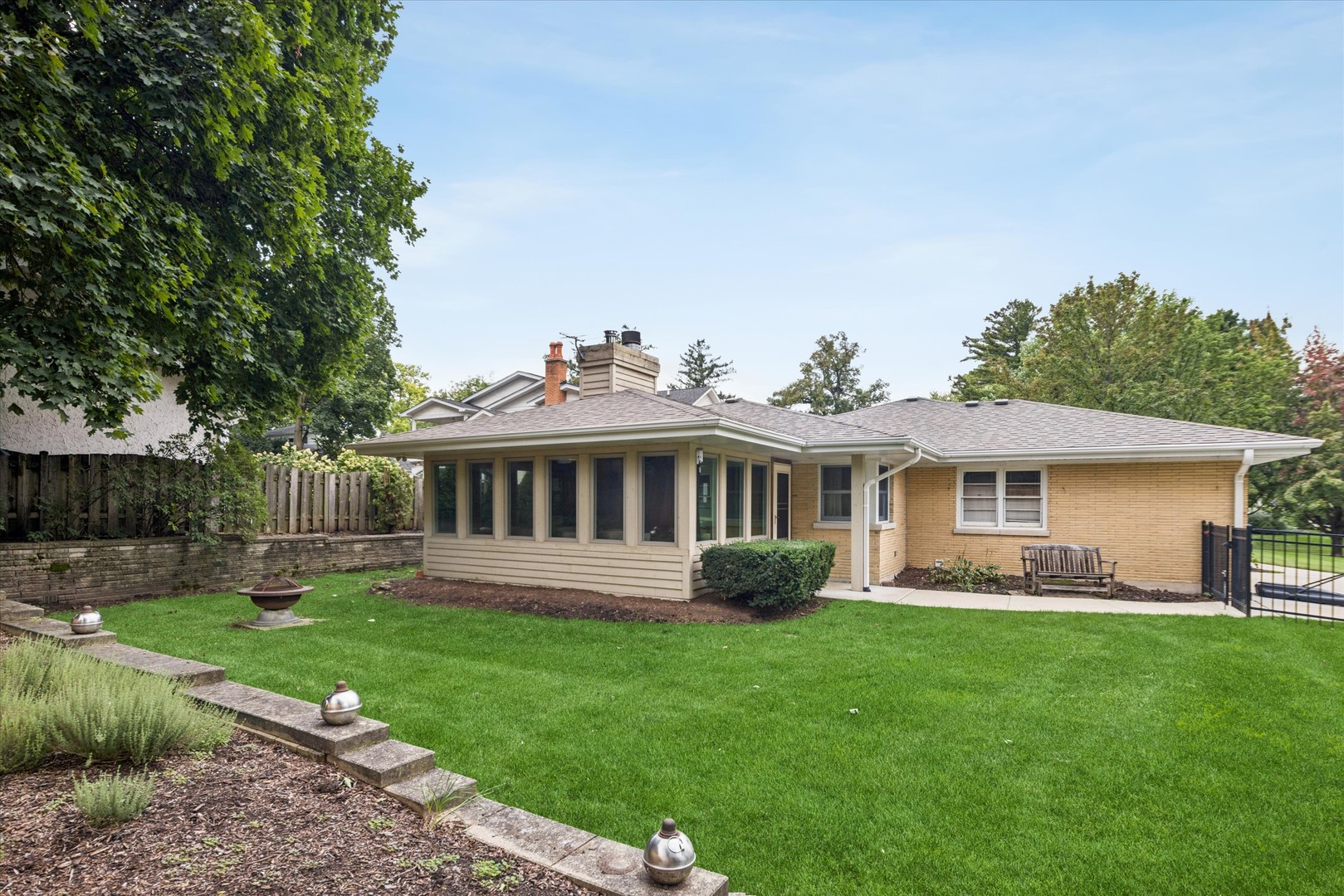 677 Wingate Road Glen Ellyn, IL 60137 - Photo 36 of 41 Gallery Image 36