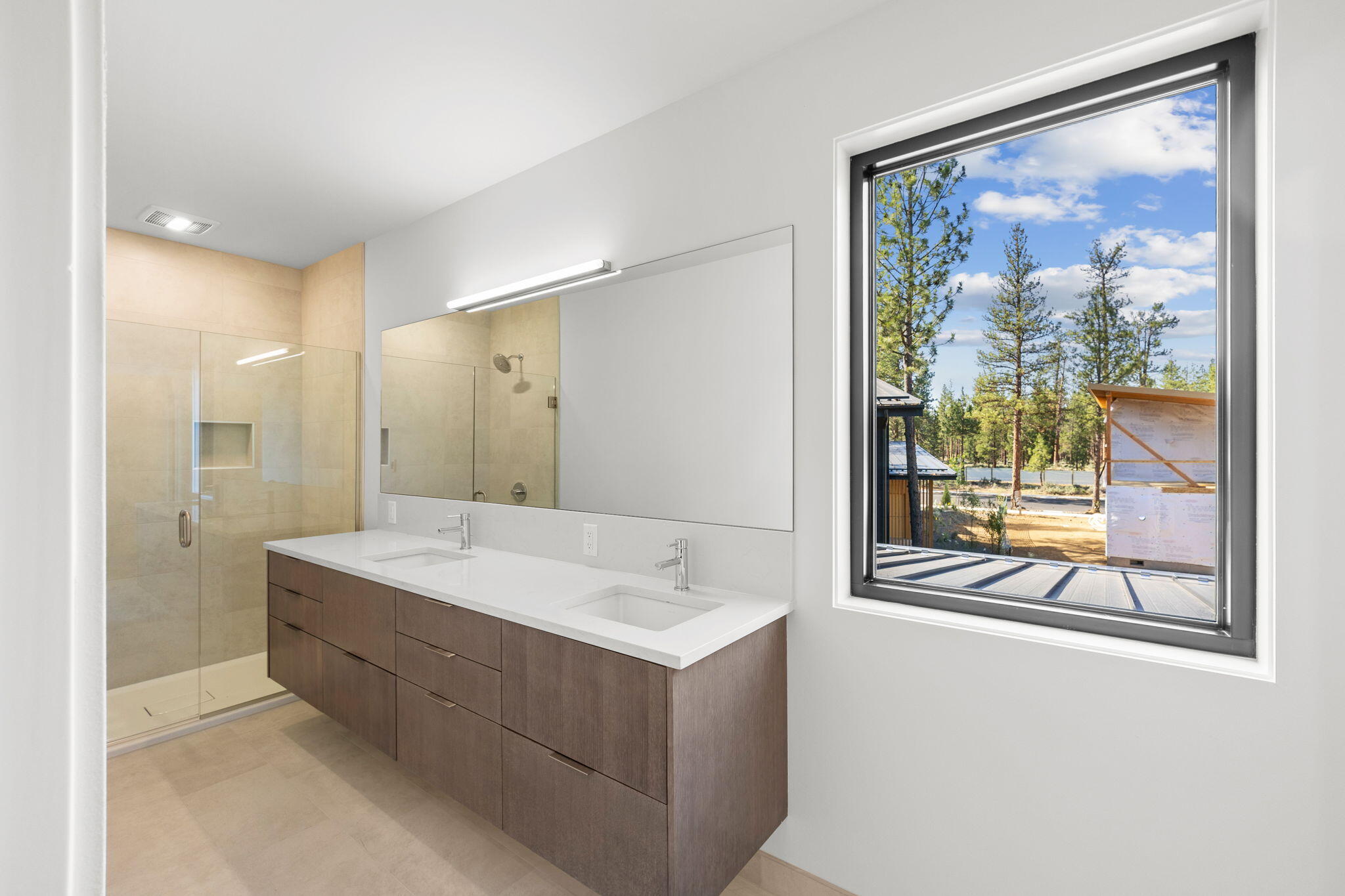 589 West Canopy Way, Unit LOT 22 Sisters, OR 97759 - Photo 25 of 36 Same Model Completed