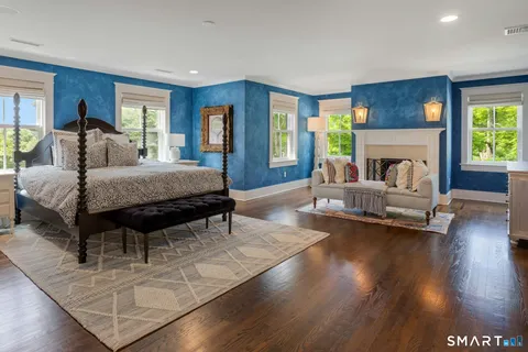 $4,250,000 | 2 Roland Drive, Darien, CT 06820
