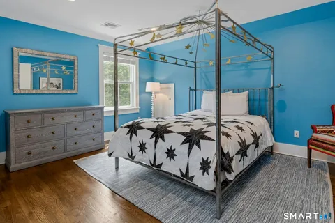 $4,250,000 | 2 Roland Drive, Darien, CT 06820