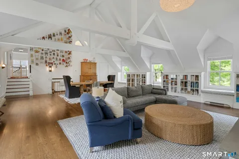 $4,250,000 | 2 Roland Drive, Darien, CT 06820