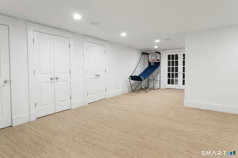 $4,250,000 | 2 Roland Drive, Darien, CT 06820