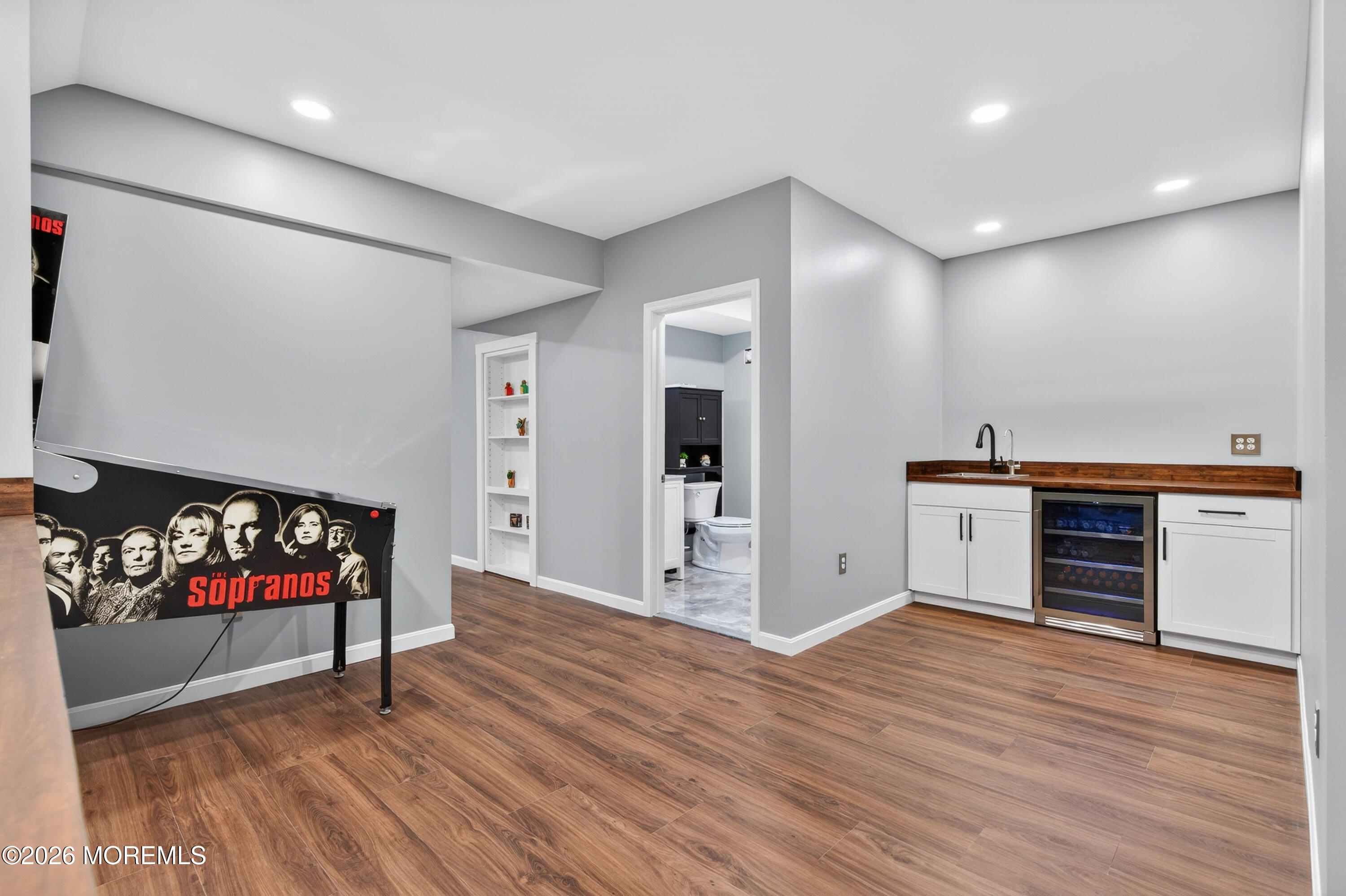 5 Selma Lane Hazlet, NJ 07730 - Photo 30 of 33 037