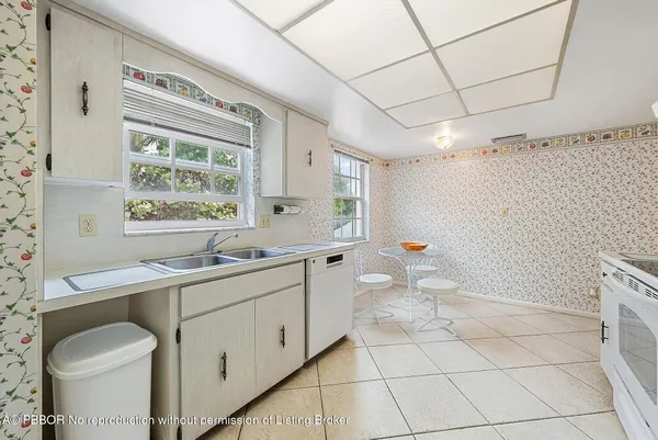 $21,000 | 400 South Ocean Boulevard, Unit 103A, Manalapan, FL 33462