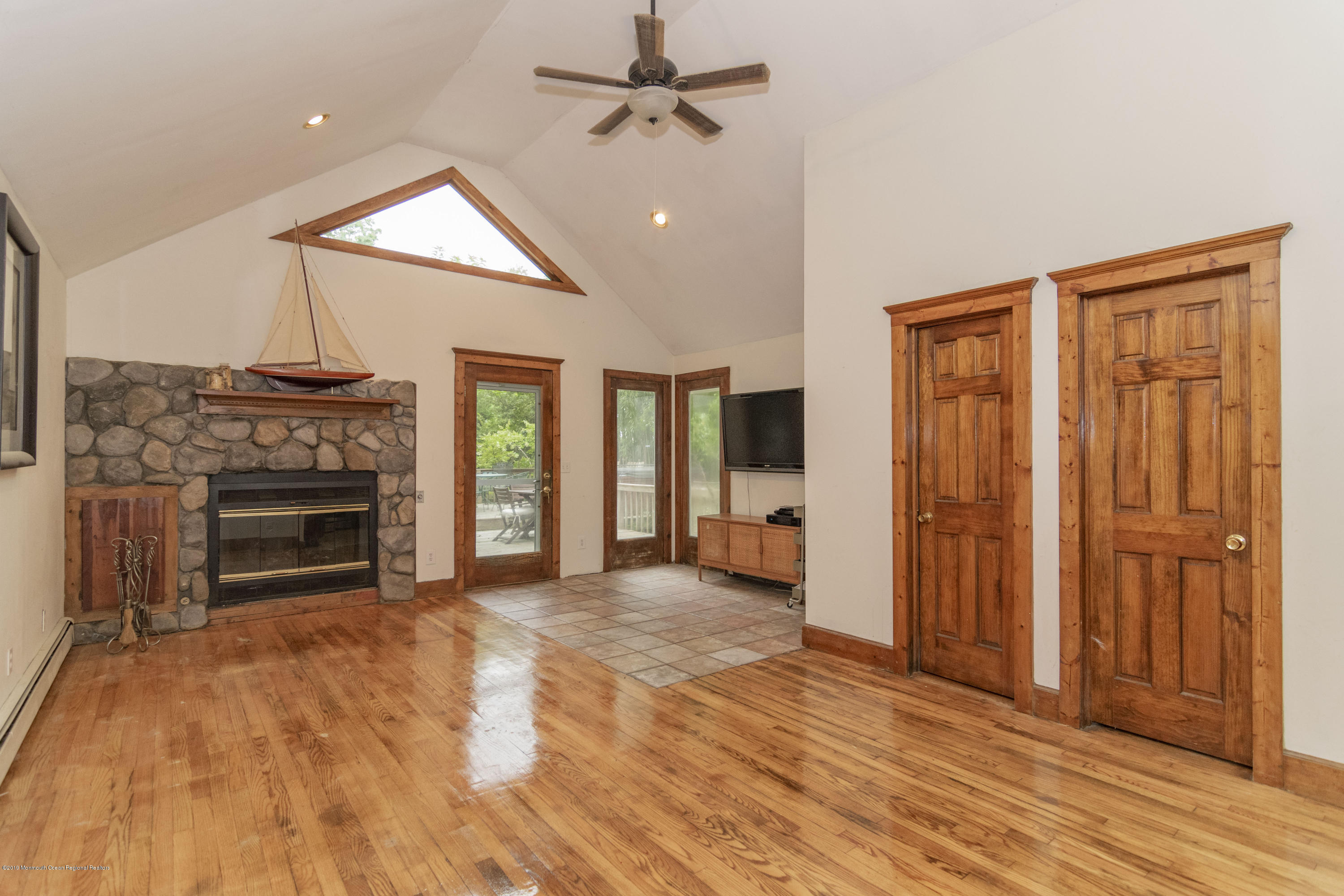 500 Locust Point Road Rumson, NJ 07760 - Photo 14 of 33 Family Room