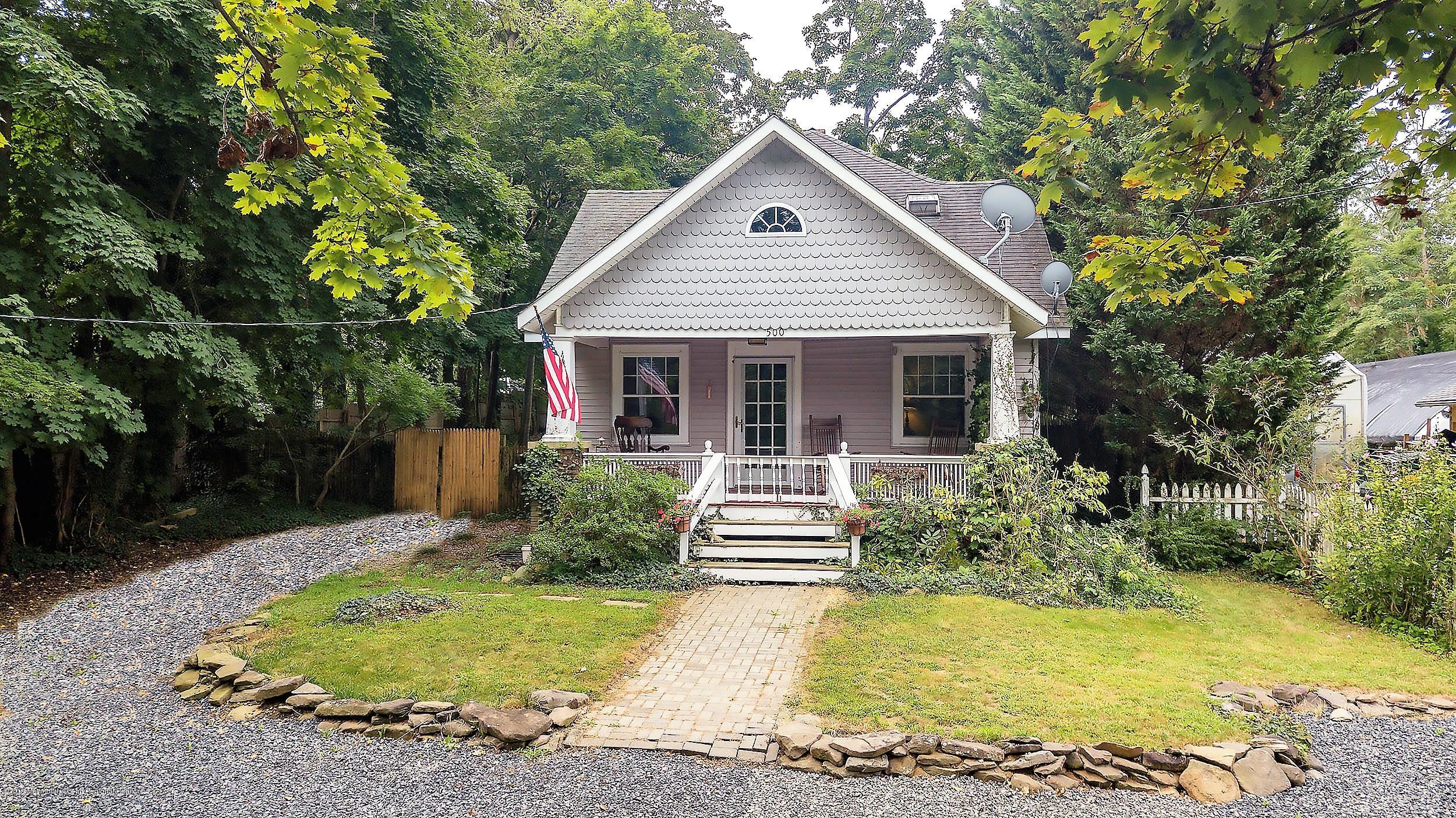 500 Locust Point Road Rumson, NJ 07760 - Photo 2 of 33 Front View