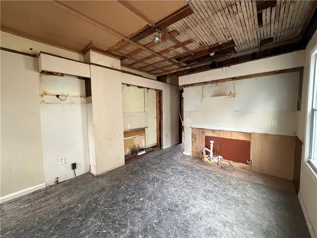 $99,900 | 207 Lux Street, Rochester, NY 14621