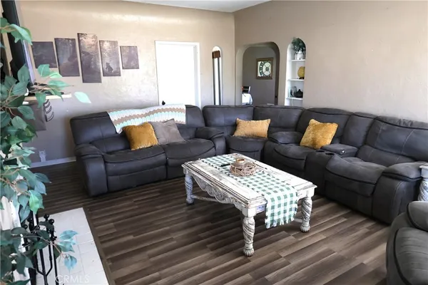 $395,000 | 409 4th Street, Corning, CA 96021