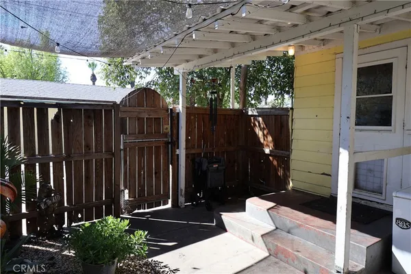$395,000 | 409 4th Street, Corning, CA 96021
