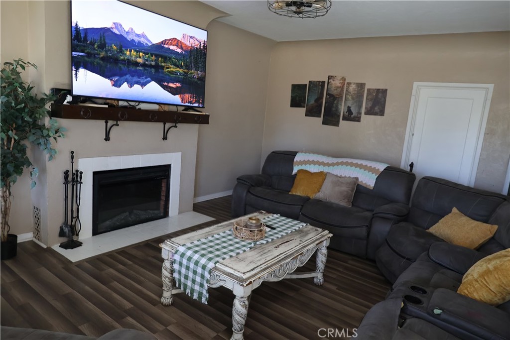 409 4th Street Corning, CA 96021 - Photo 7 of 77