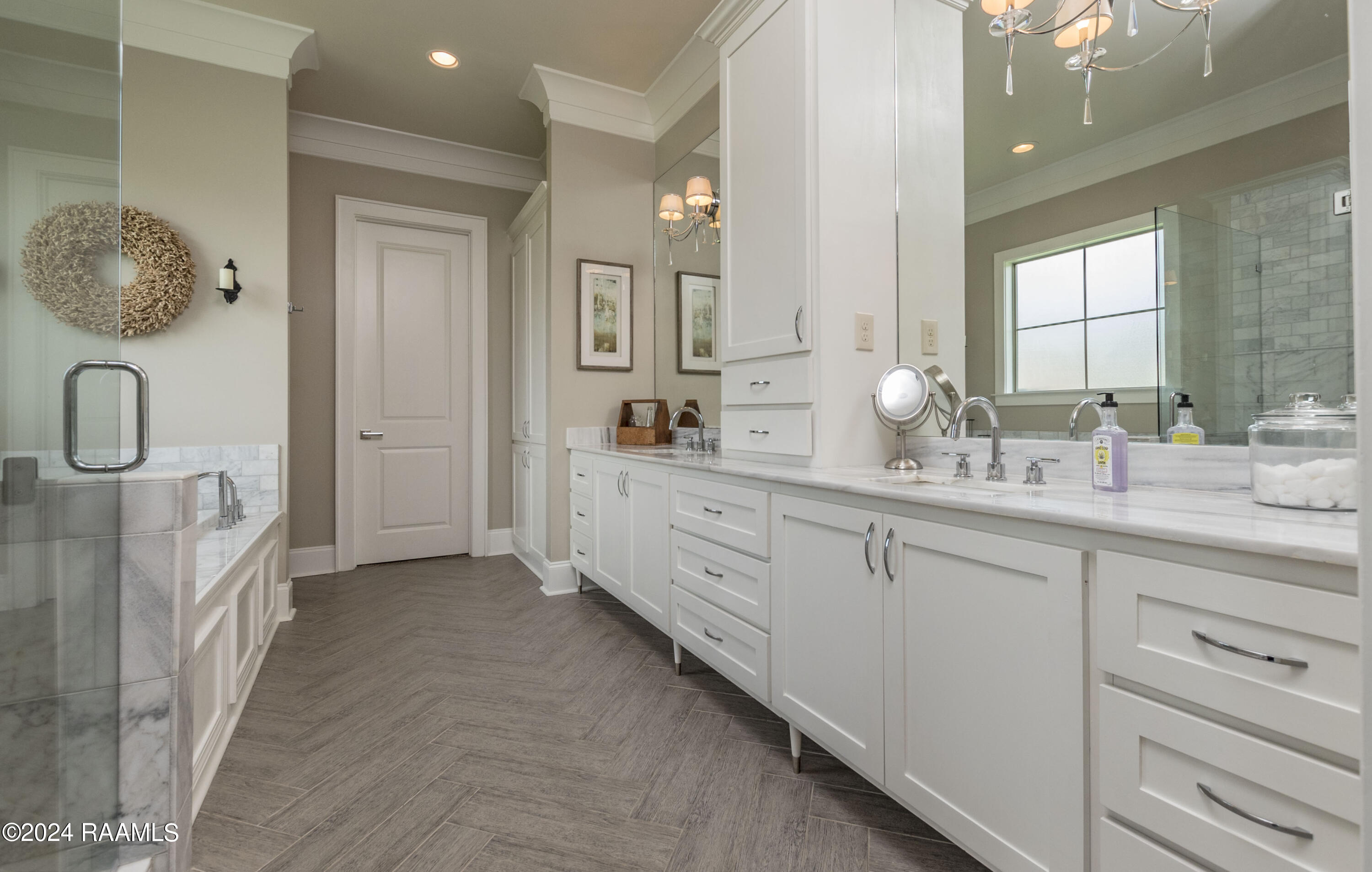 310 Torrenova Circle Lafayette, LA 70508 - Photo 18 of 39 Master Bath 1