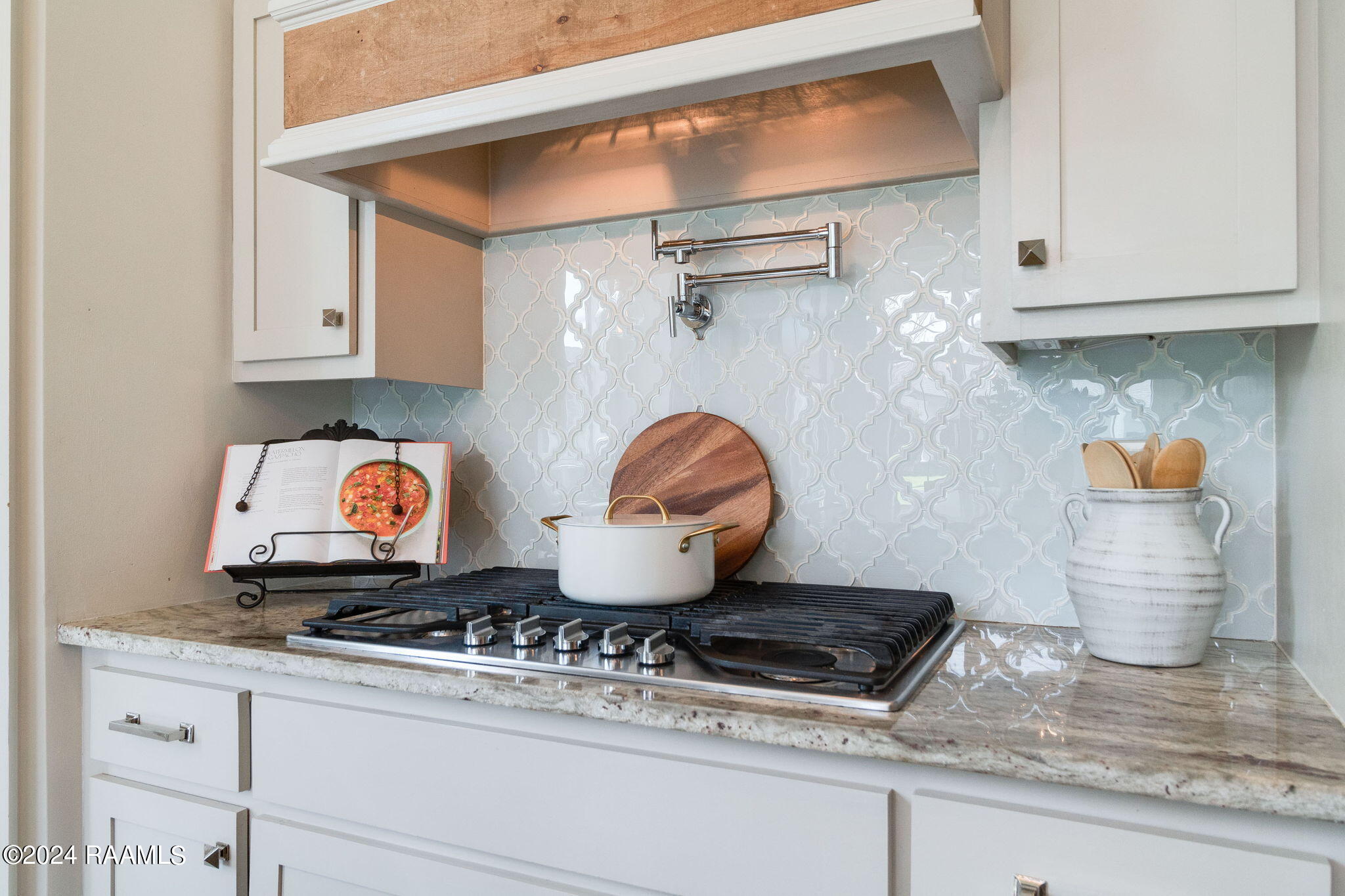 310 Torrenova Circle Lafayette, LA 70508 - Photo 10 of 39 11-web-or-mls-310 Torrenova-14