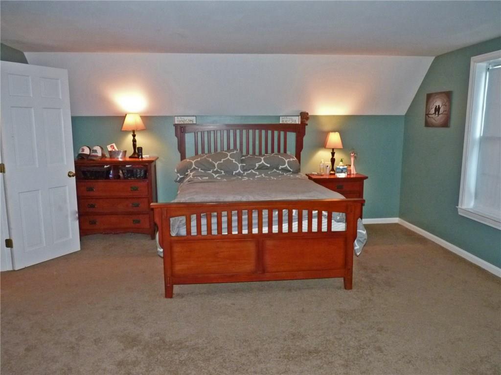 839 Red Bridge Road Ellsworth, ME 04605 - Photo 17 of 35 Master bedroom