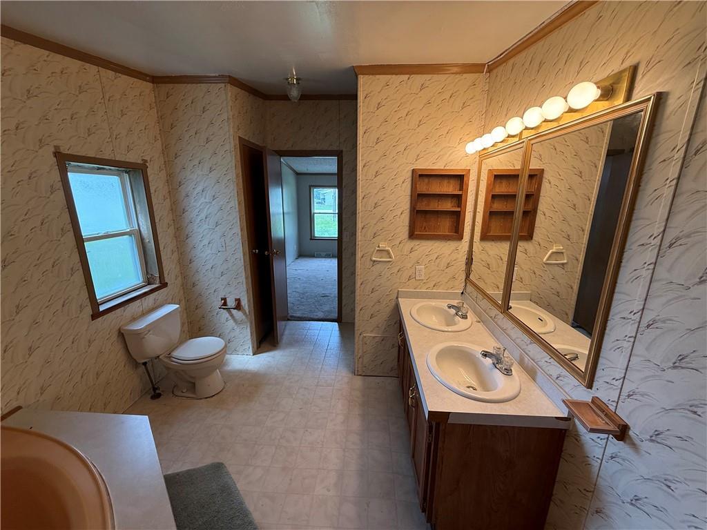 18505 East Truman Road Independence, MO 64057 - Photo 8 of 25