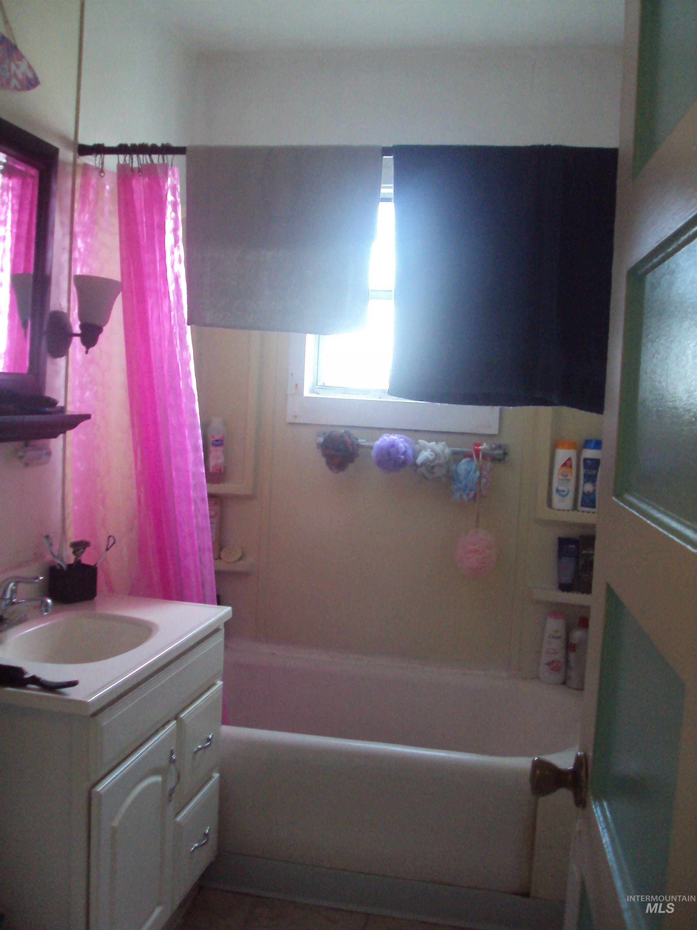 413 9th Street Clarkston, WA 99403 - Photo 13 of 17