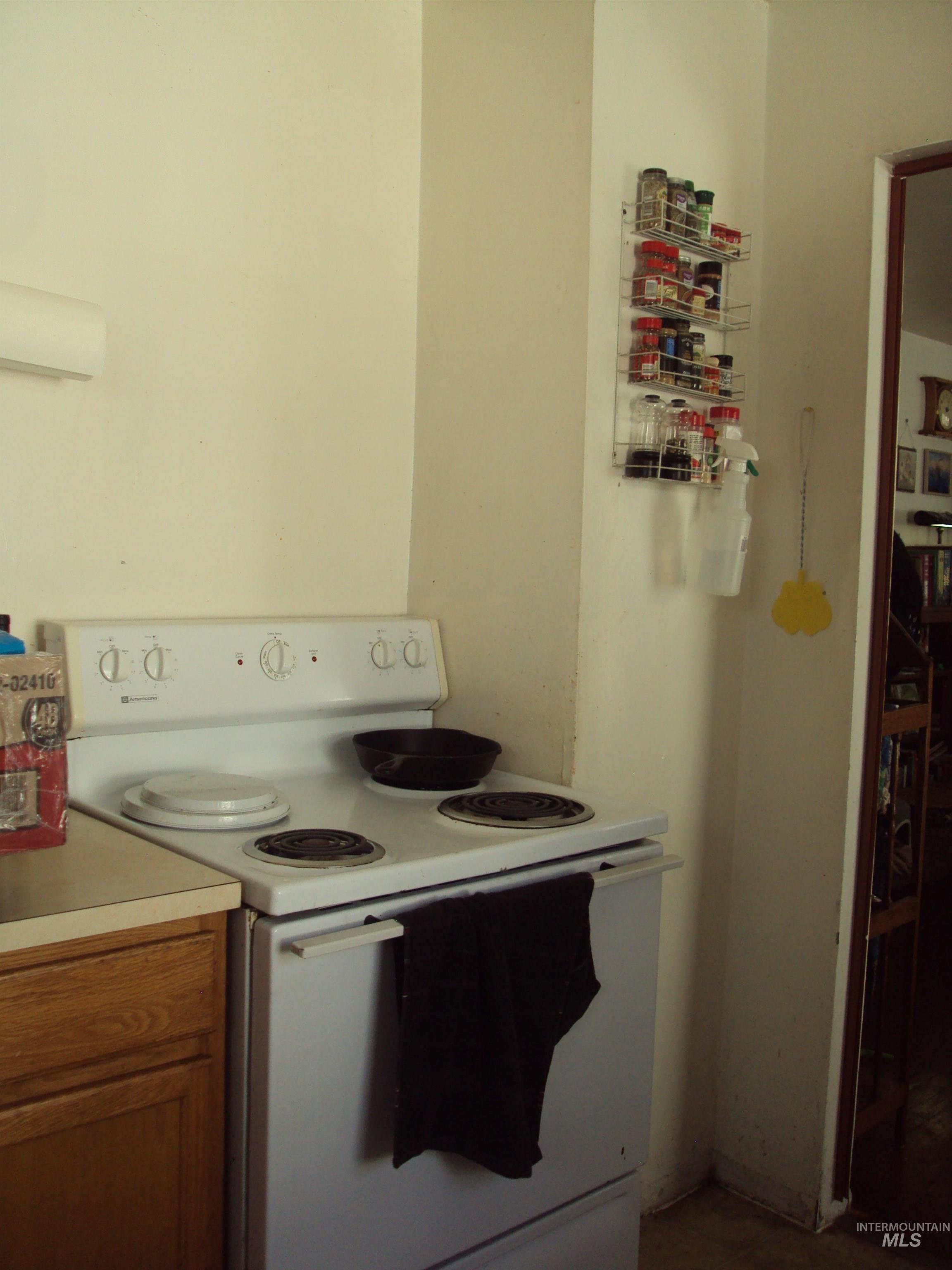 413 9th Street Clarkston, WA 99403 - Photo 8 of 17