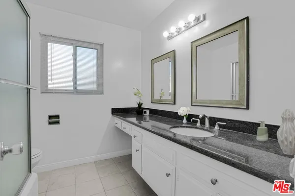 $749,999 | 6740 South Springpark Avenue, Unit 101, Los Angeles, CA 90056
