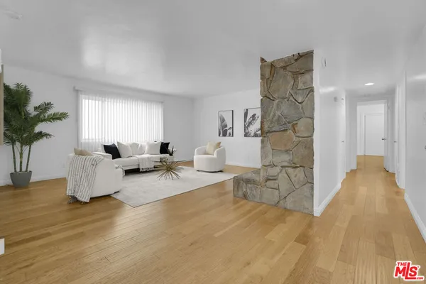 $749,999 | 6740 South Springpark Avenue, Unit 101, Los Angeles, CA 90056