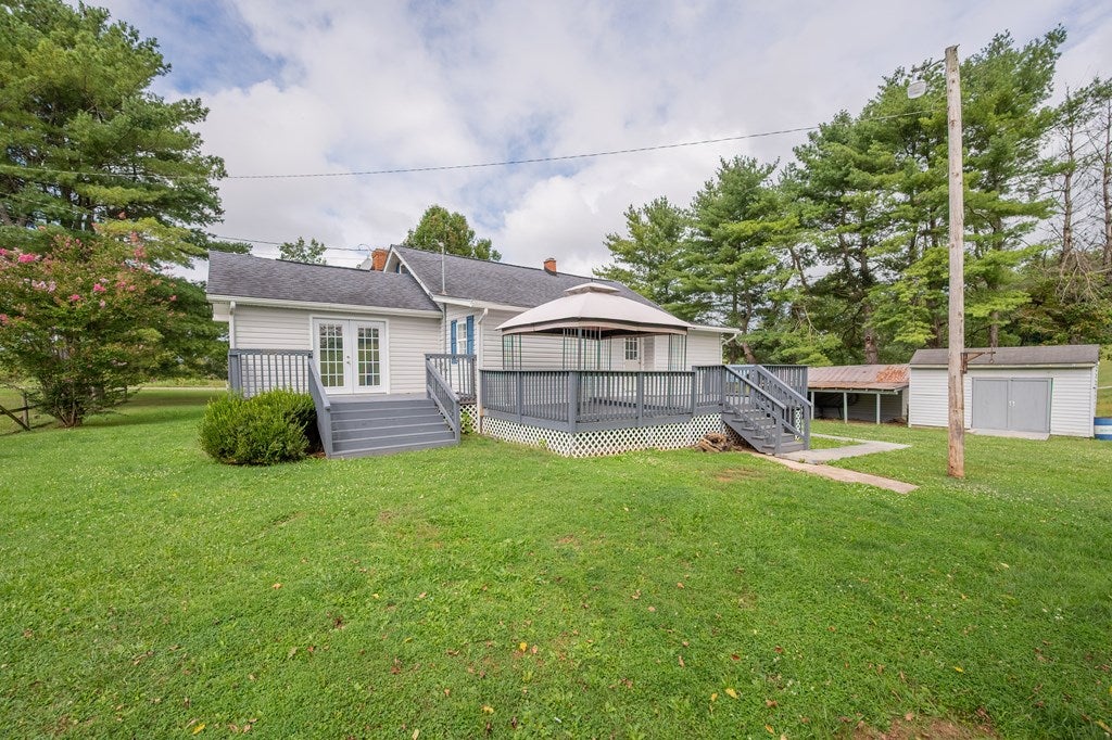 1448 Fort Chiswell Road Max Meadows, VA 24360 - Photo 32 of 51 Gallery Image 32