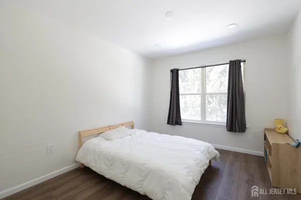 $3,500 | 42 Pennsbury Way, East Brunswick, NJ 08816