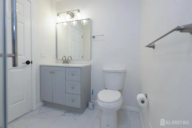 $3,800 | 42 Pennsbury Way, East Brunswick, NJ 08816