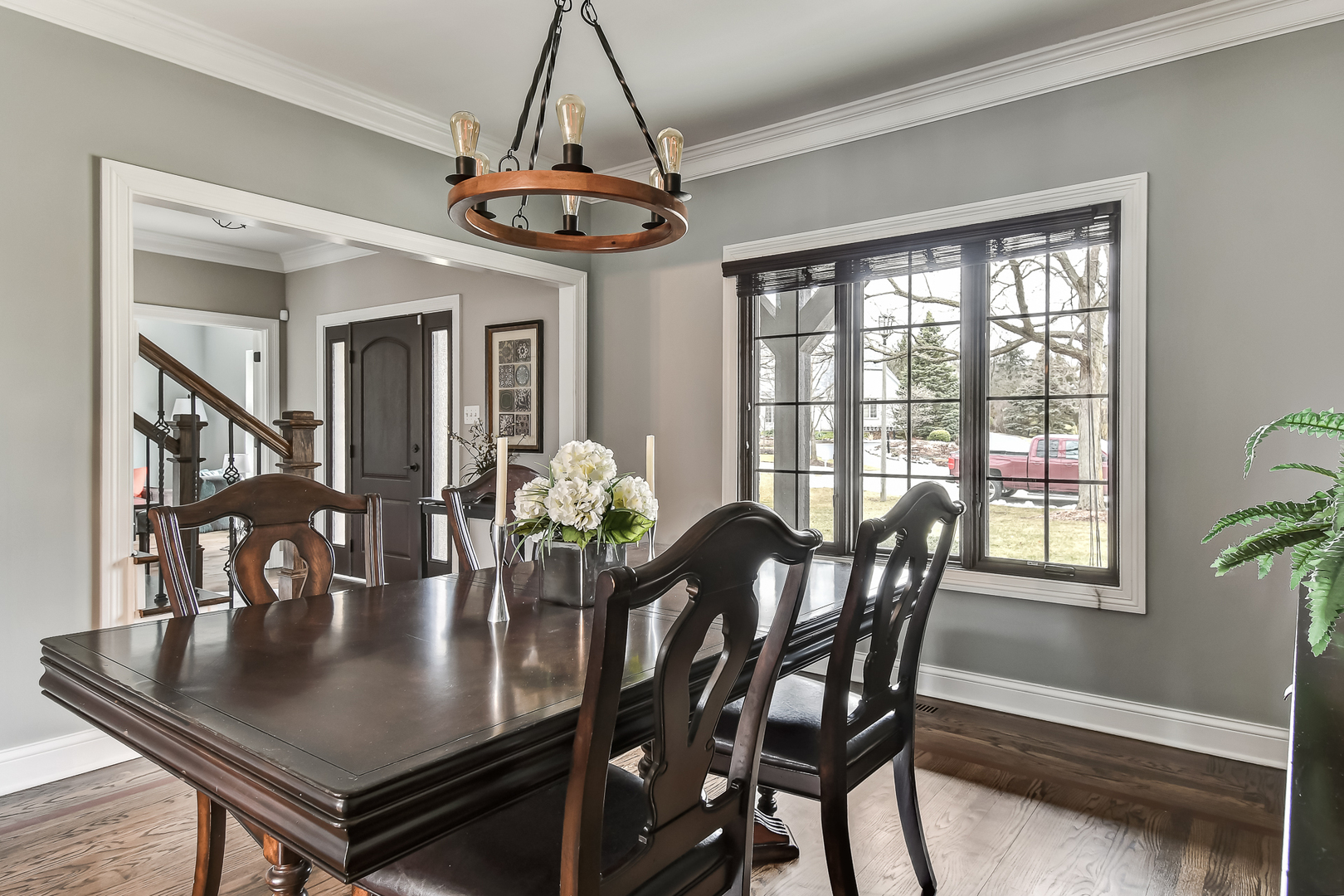 5 Hunter Court Burr Ridge, IL 60527 - Photo 5 of 44 Gallery Image 5