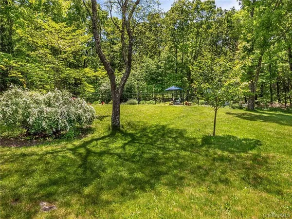 $12,000 | 74 Hilltop Road, Rhinebeck, NY 12572