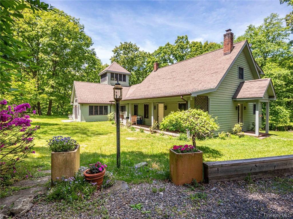 74 Hilltop Road Rhinebeck, NY 12572 - Photo 9 of 40