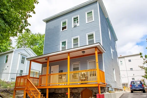 $2,300 | 14 Benefit Terrace, Unit 2, Worcester, MA 01610