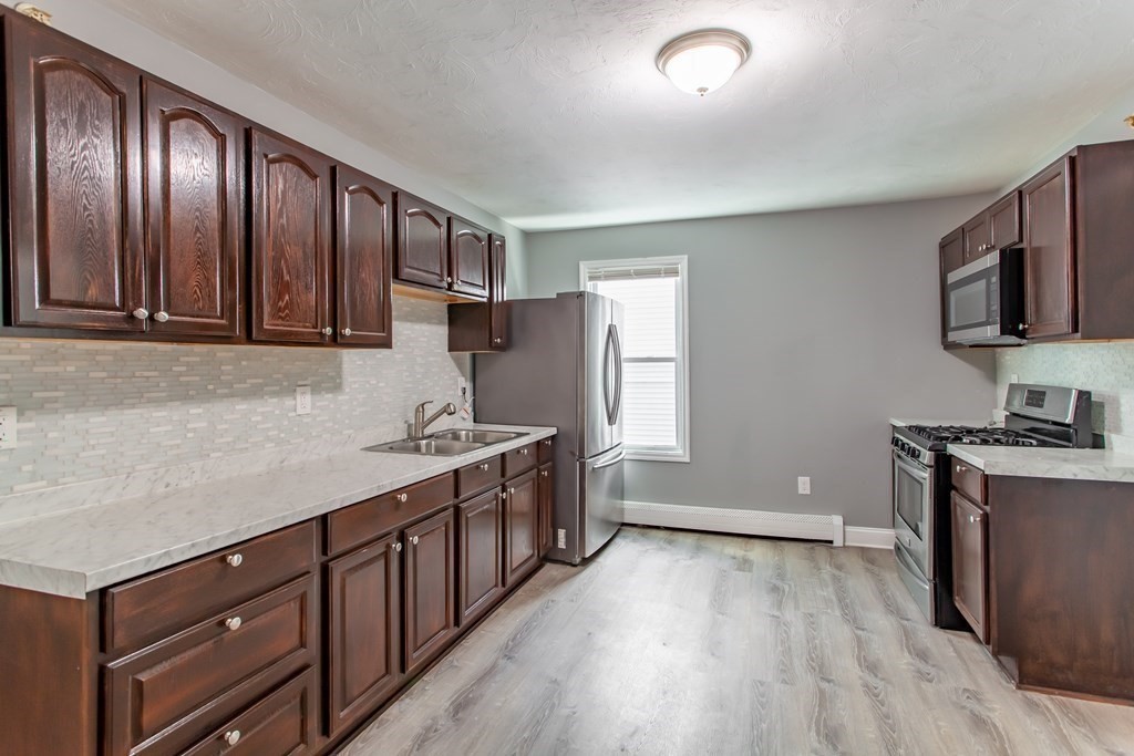 14 Benefit Terrace, Unit 2 Worcester, MA 01610 - Photo 6 of 14