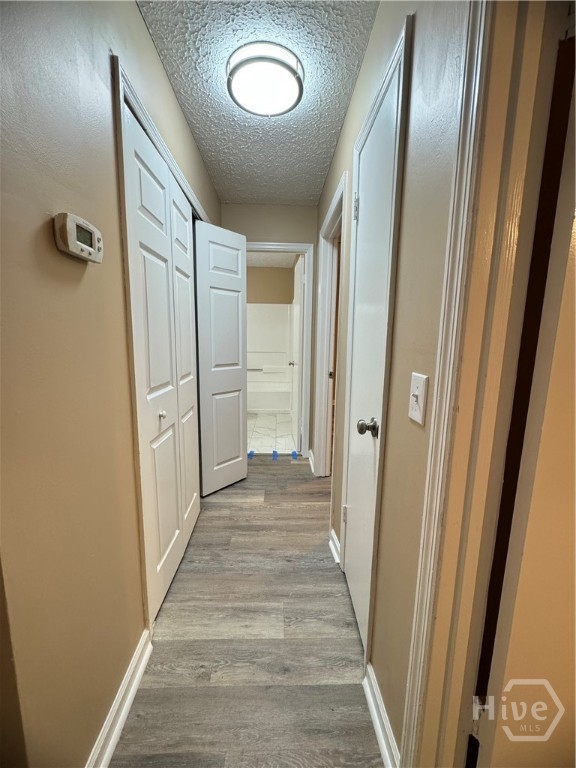 33 Quail Forest Drive Savannah, GA 31419 - Photo 12 of 21 Virtually staged bedroom with new blinds, new paint and new floors and closets.