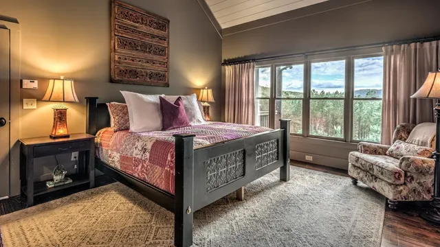 $1,250,000 | 239 Ridge Top Drive, Ellijay, GA 30536