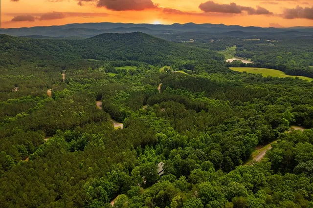 $1,250,000 | 239 Ridge Top Drive, Ellijay, GA 30536