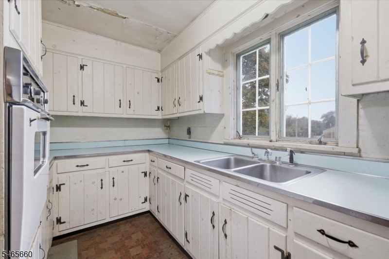 19 Craig Road Neshanic Station, NJ 08853 - Photo 15 of 46 Gallery Image 15