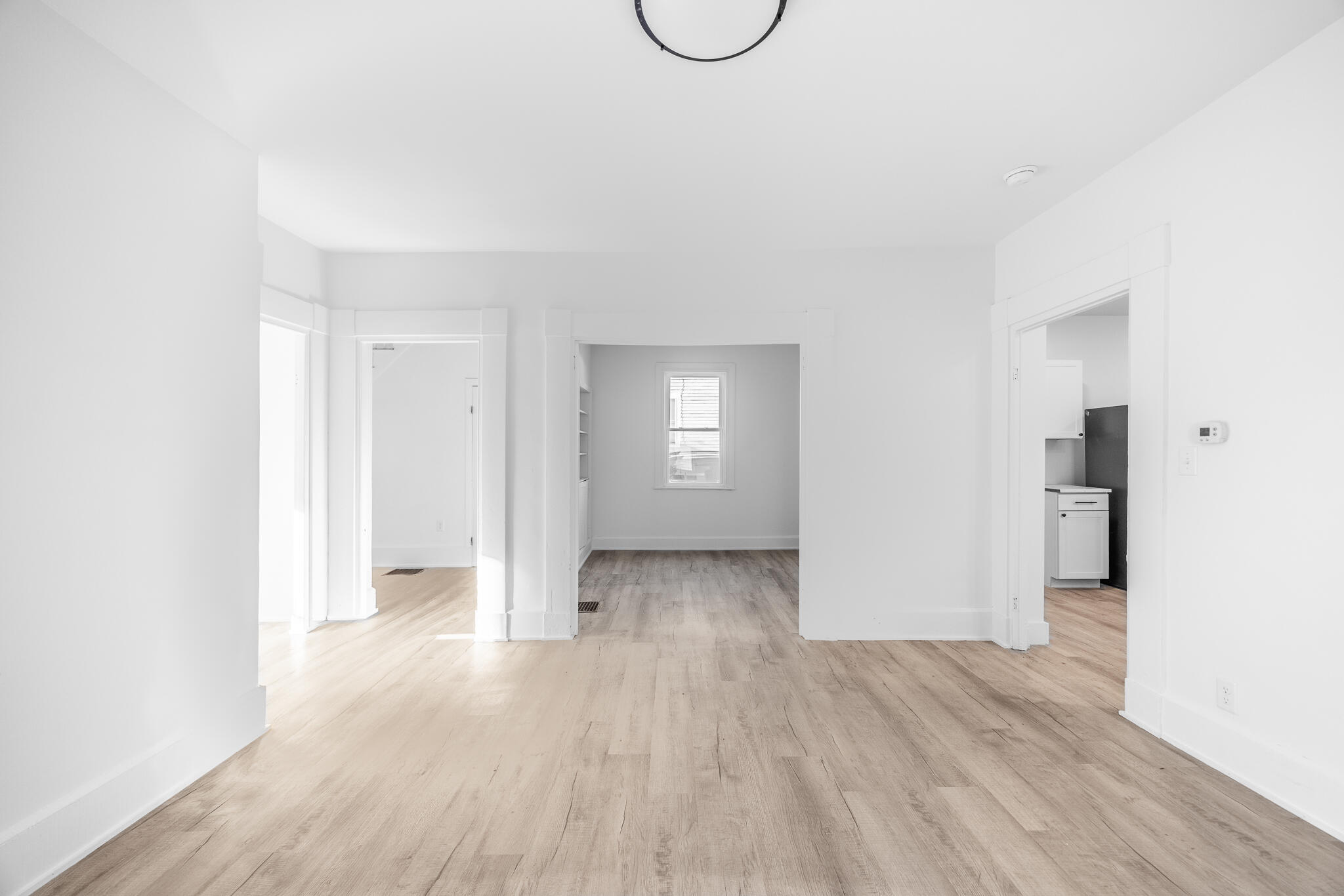 229 Center Street Bangor, ME 04401 - Photo 19 of 35 Living