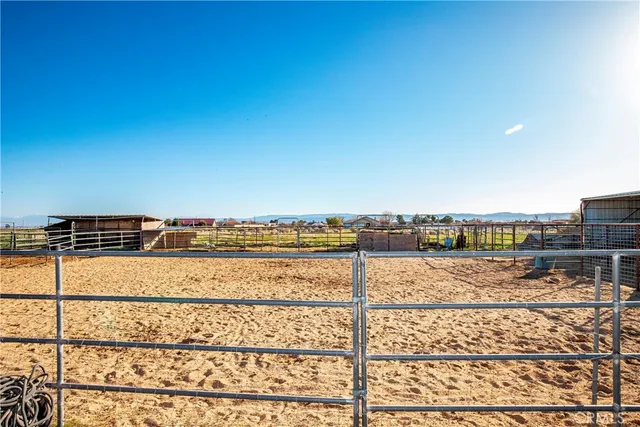 $675,000 | 8224 West W Avenue, Lancaster, CA 93536