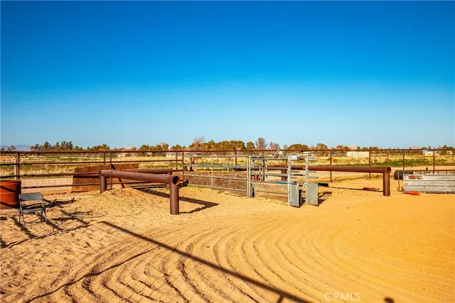 $675,000 | 8224 West W Avenue, Lancaster, CA 93536