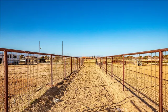 $675,000 | 8224 West W Avenue, Lancaster, CA 93536