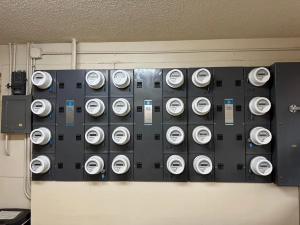 $2,600,000 | 729 Oakdale Avenue, St. Paul, MN 55107