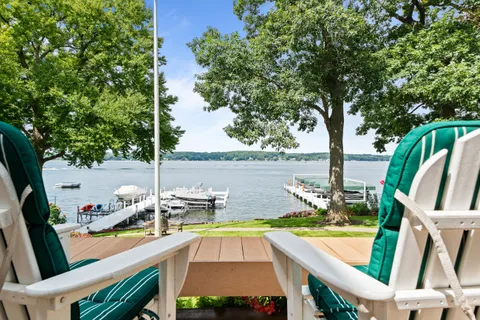 $10,995,000 | W2908 Walcowis Drive, Linn, WI 53147