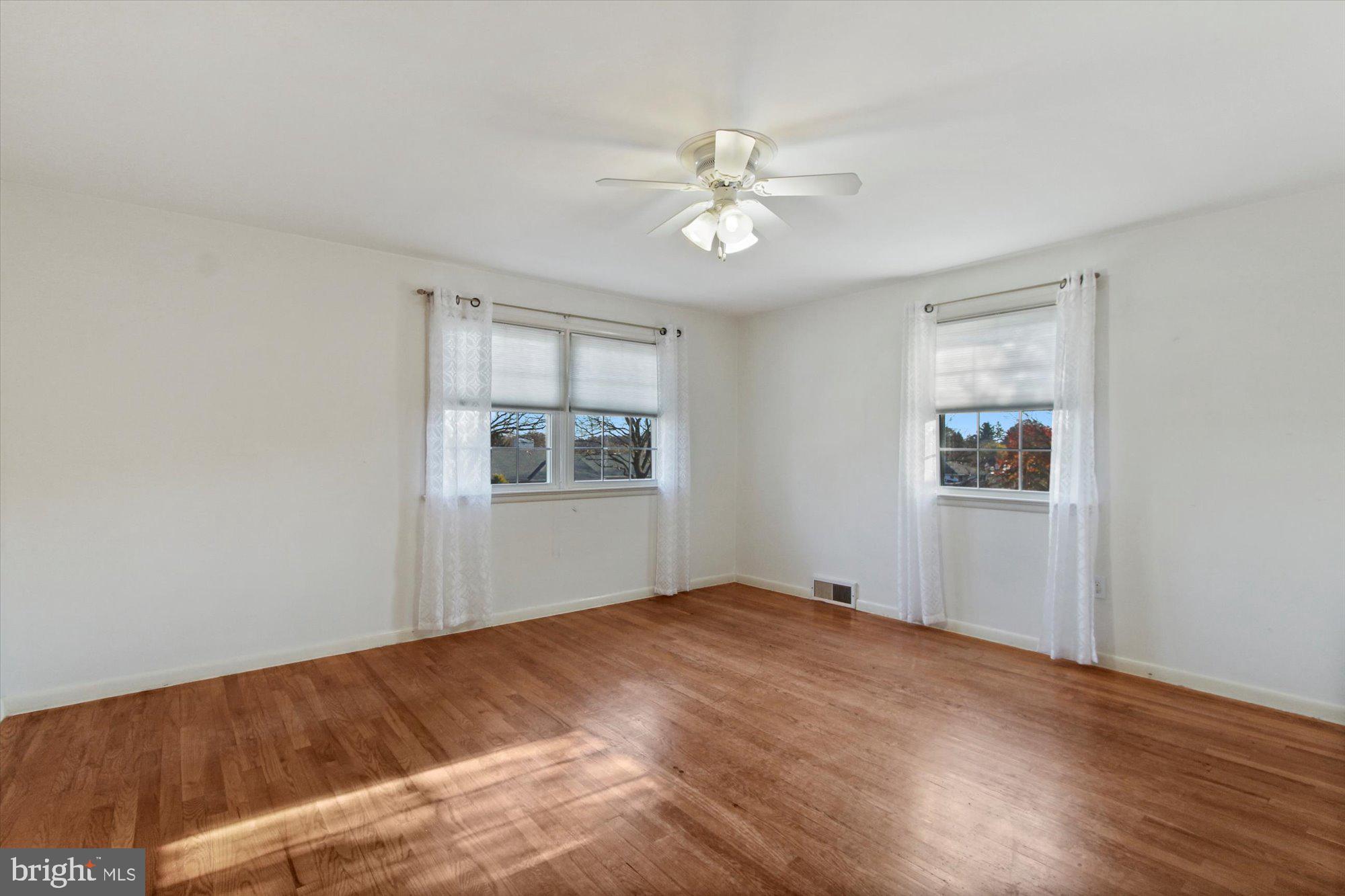 1732 Prescott Road York, PA 17403 - Photo 12 of 29