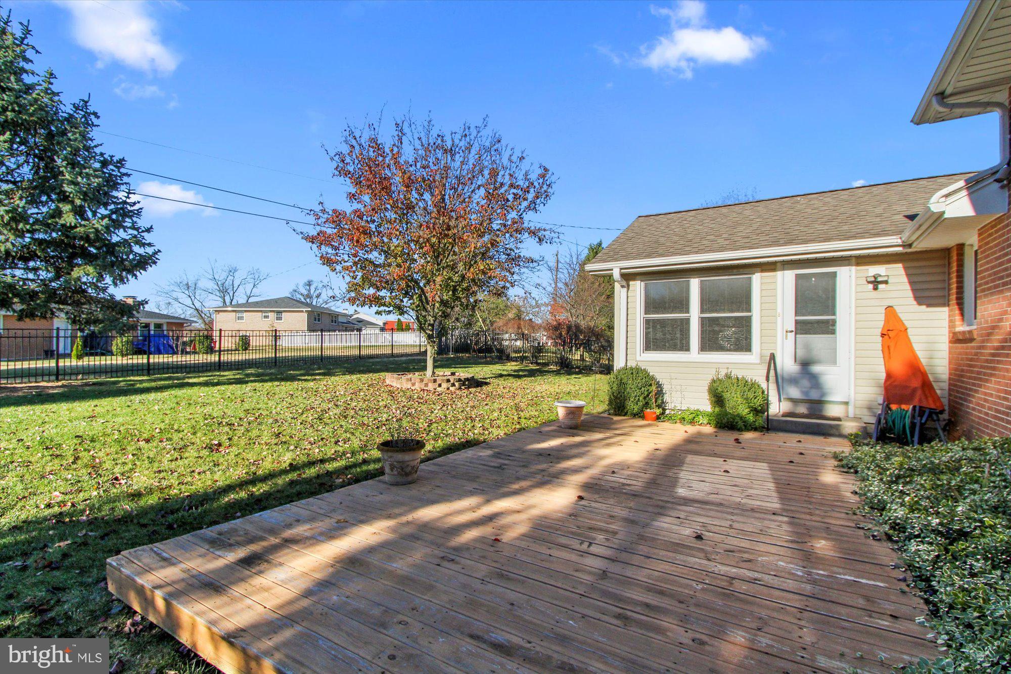 1732 Prescott Road York, PA 17403 - Photo 23 of 29