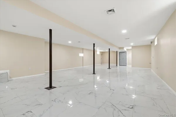 $1,599,000 | 120-27 172nd Street | St. Albans